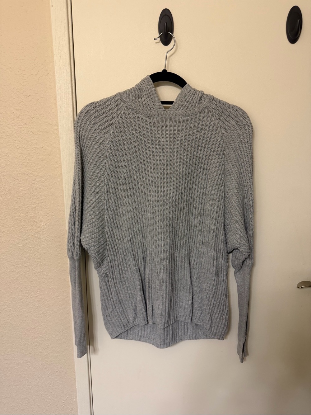 Artisan Ny Light Gray Ribbed hooded Sweater